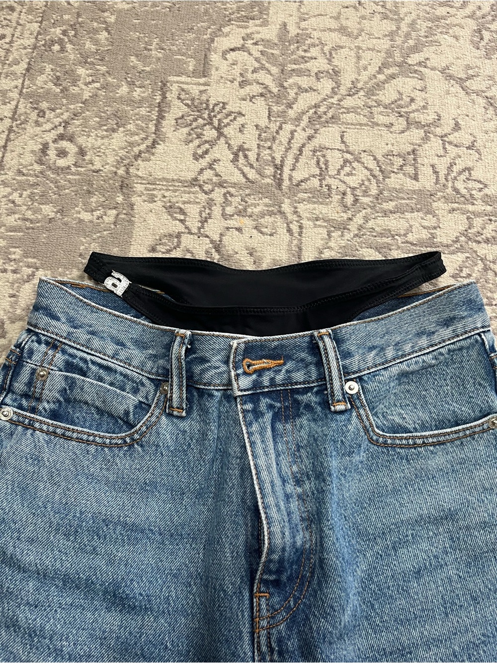 Alexander Wang Women's Blue Denim Jeans- Like brand new worn only once - Picture 2 of 7